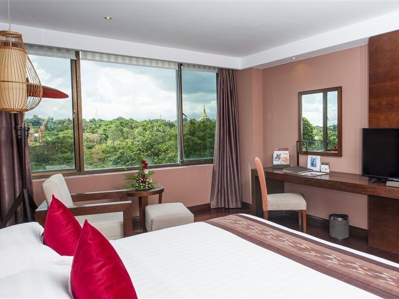 Rose Garden Hotel 5*