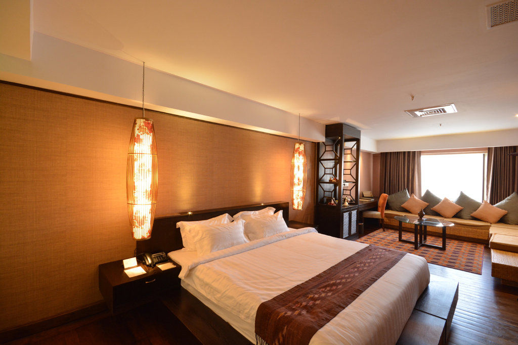 Rose Garden 5*